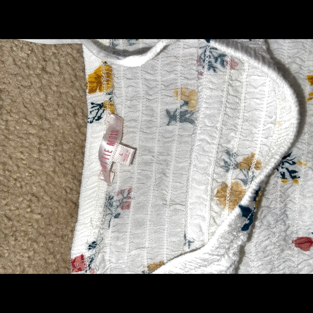 Pacsun- Floral Tank Top - Picture 2 of 2